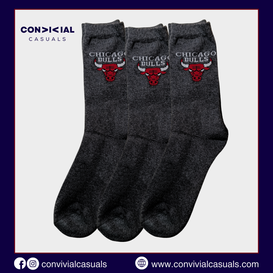 -C-H-I-C-A-G-O-B-U-L-L-S- Charcoal Grey Premium Sports Crew Socks