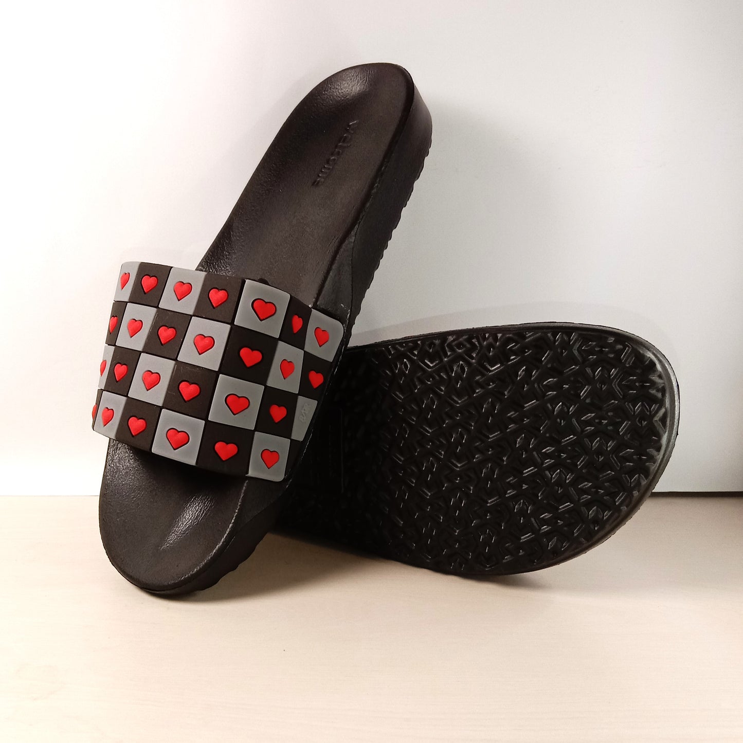 Heart Soft Slides (Black)