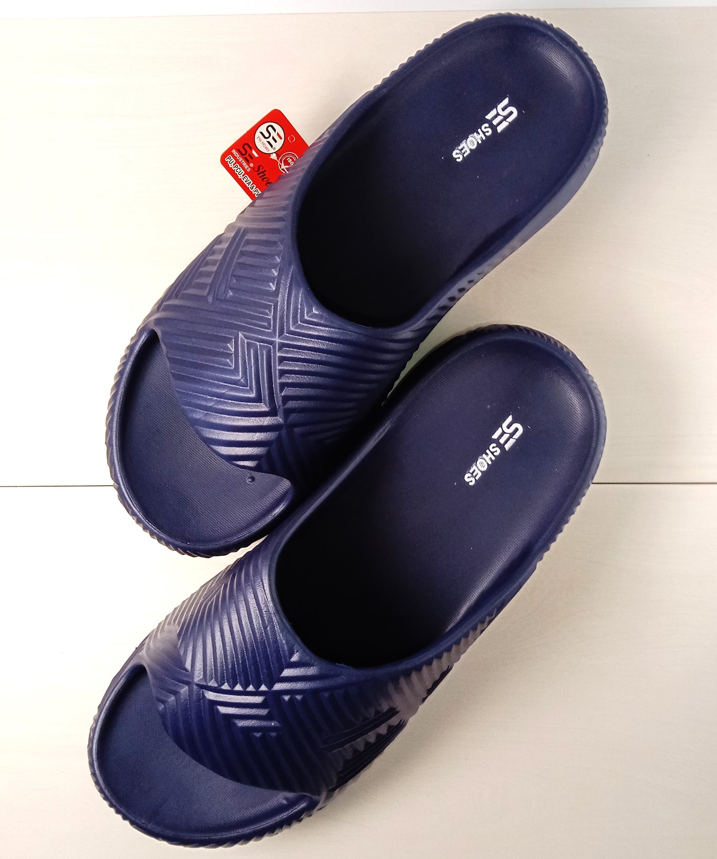 Dynamic Soft & Comfy Mens Slides / Slippers