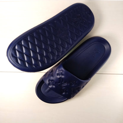 -L-V- Mens Slippers / Slides (Navy Blue)