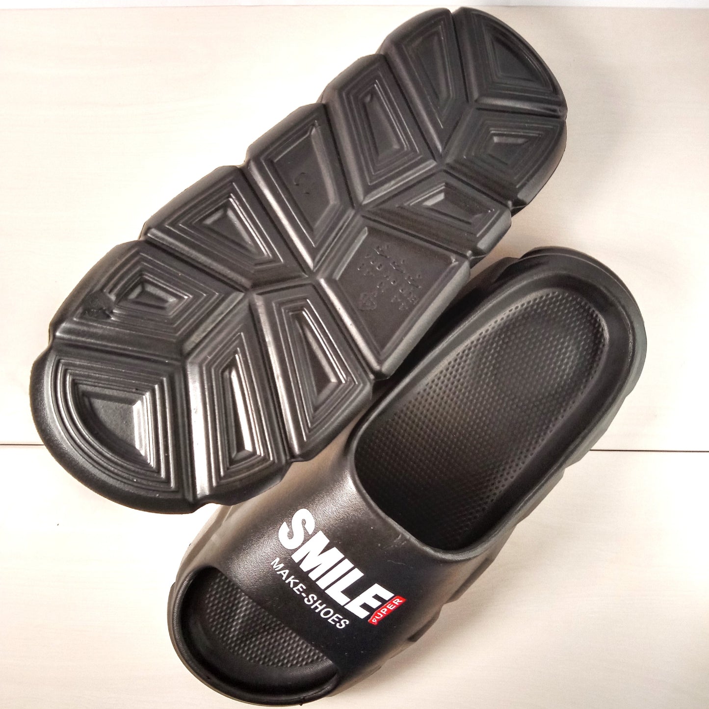 Smile Mens Slides / Slippers(Black)