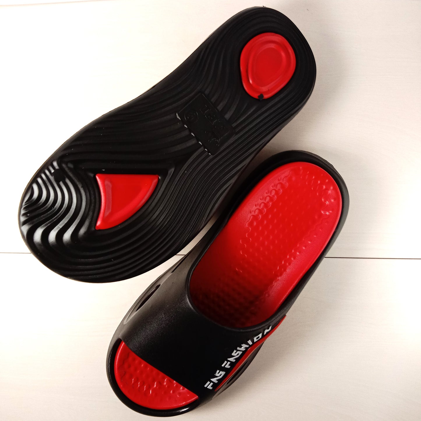 Men's Premium Dynamic Slides / Slippers