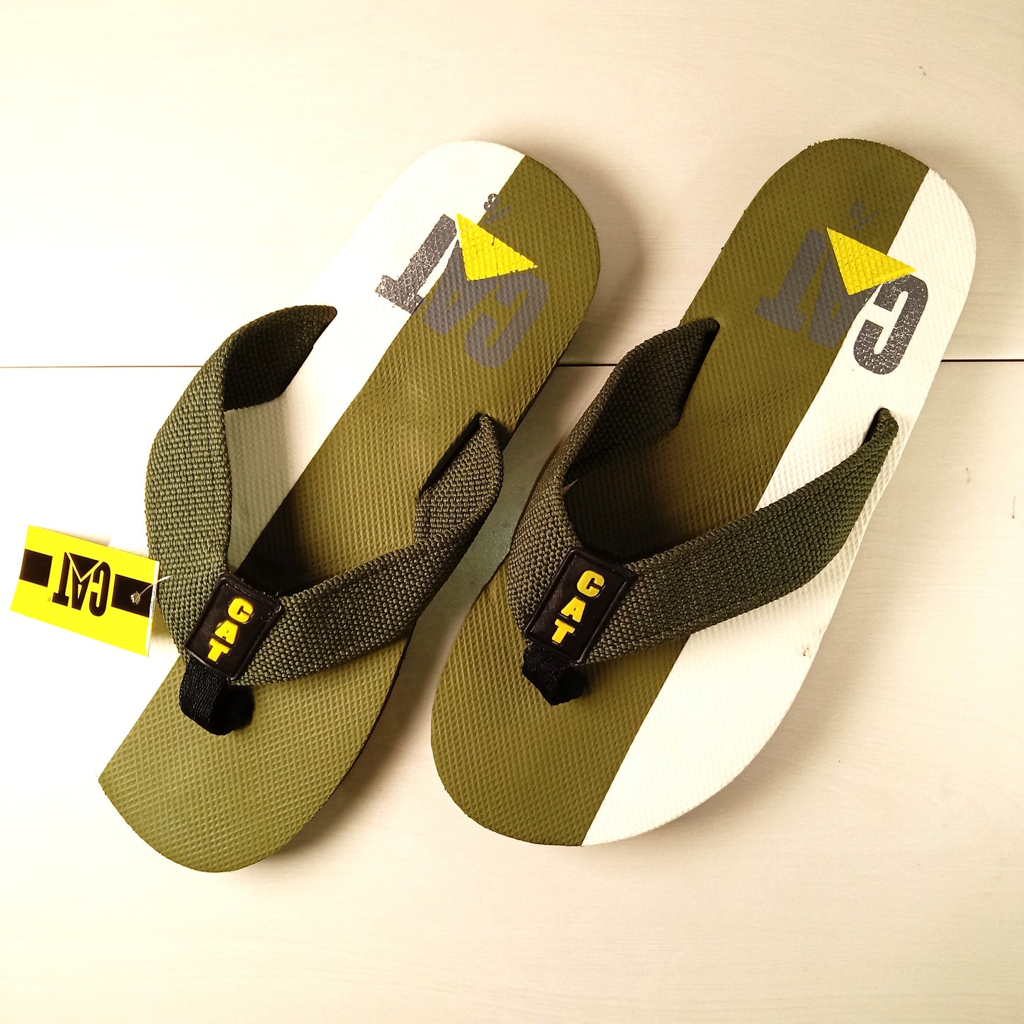 -C-A-T- Duo Tone Mens Flip Flop - Green & White